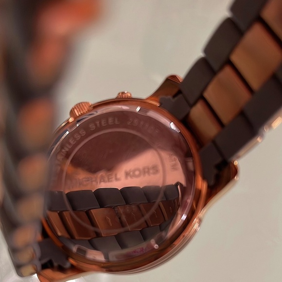 Michael Kors MK5465 Runway Watch Rose Gold Grey 38mm